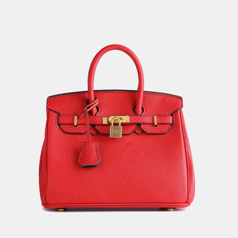 Luxurious Leather Handbag - Timeless Elegance And Functionality