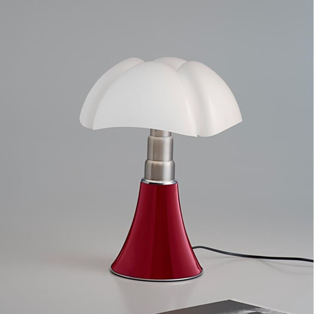 Flower Table Lamp - Timeless Retro Lighting