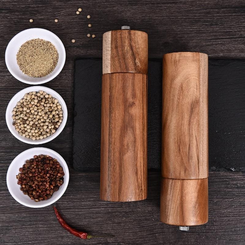 Premium Wooden Pepper Grinder – Handcrafted Kitchen Essential