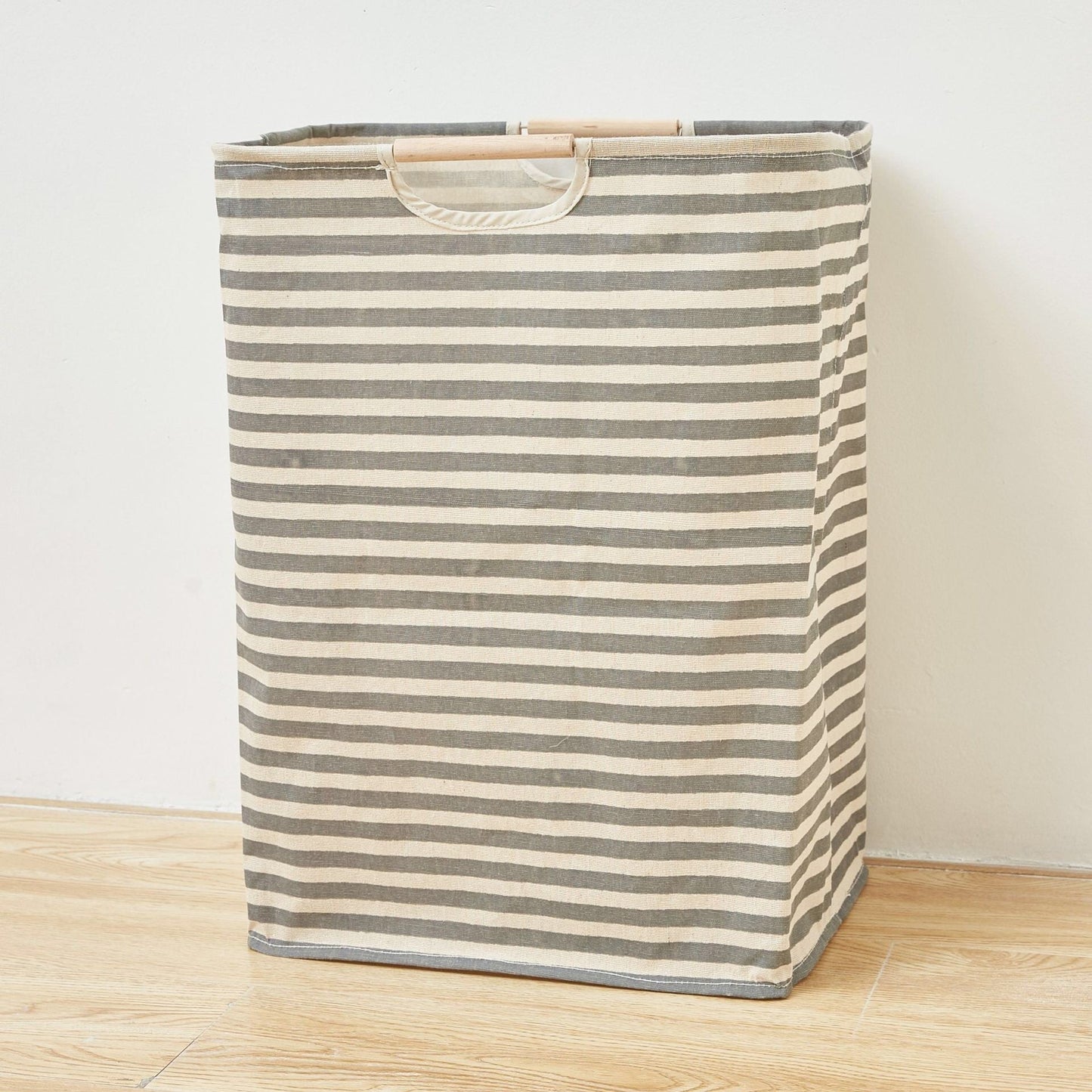 Foldable Laundry Basket with Wooden Handles - Space-Saving and Practical