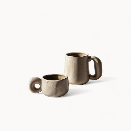 Elegant Stoneware Mug – Minimalist Design For Modern Homes