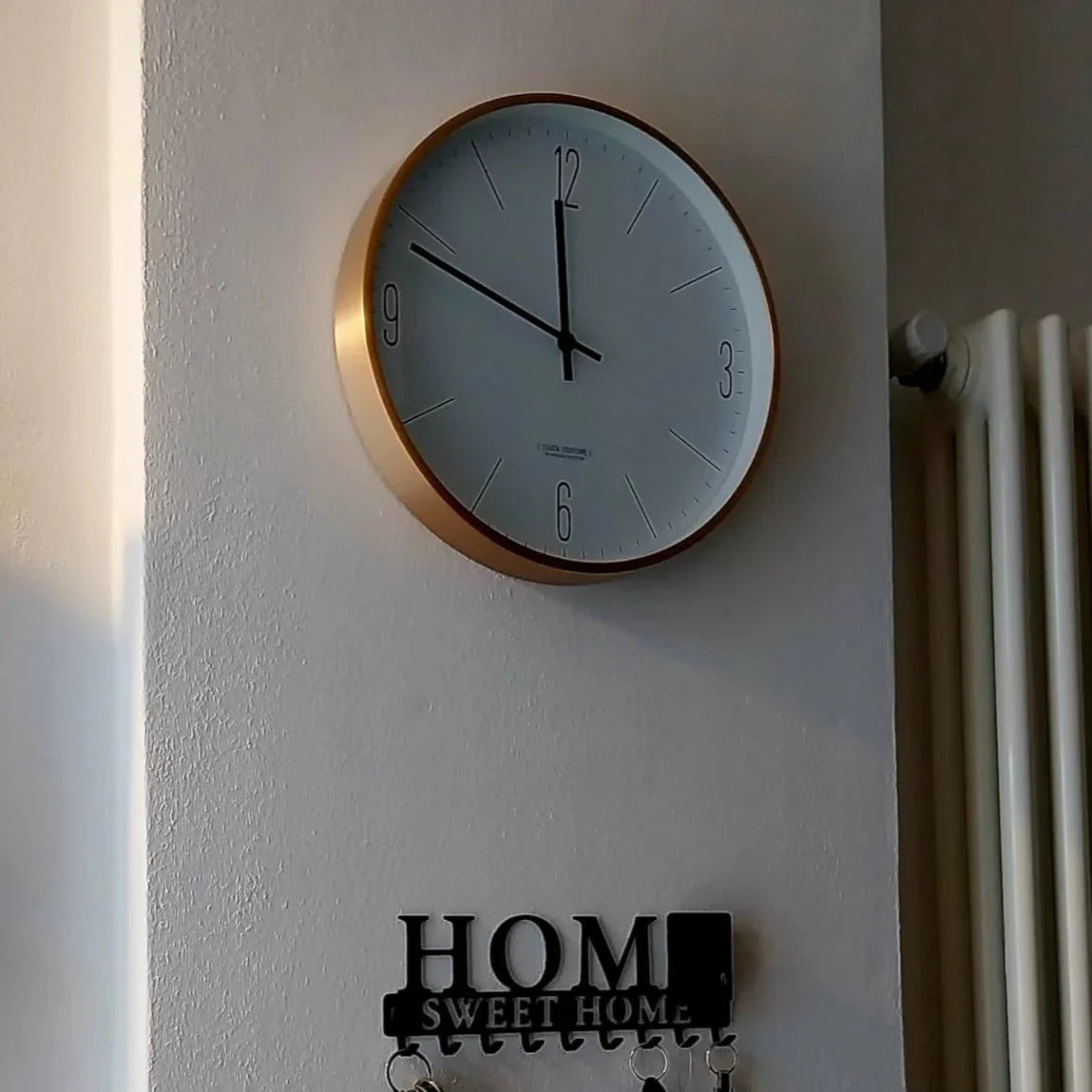 Minimalist Wall Clock - Sleek Modern Home Decor