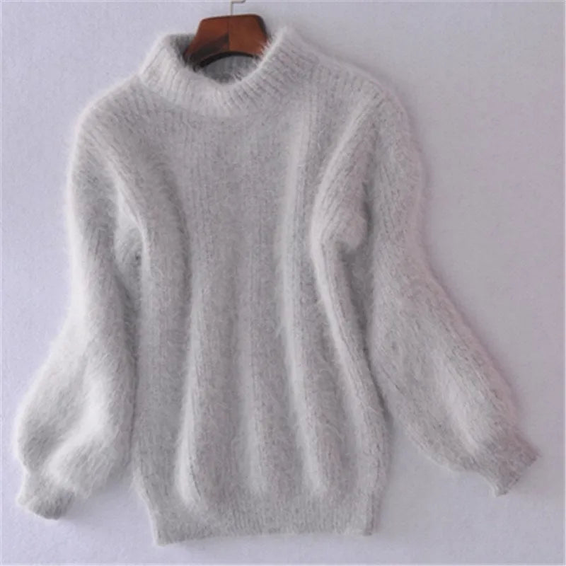 Luxurious Knit Sweater - Soft and Elegant Wardrobe Essential