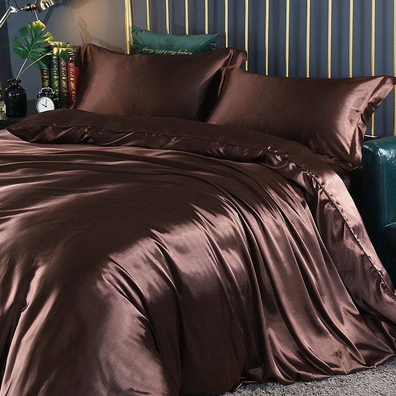 Luxury Satin Bedding Set - Soft and Elegant Sleep Experience