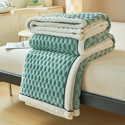 Luxurious Textured Blanket for Cozy Comfort and Style