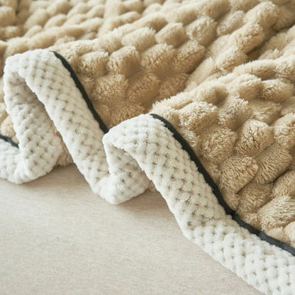 Luxurious Textured Blanket for Cozy Comfort and Style