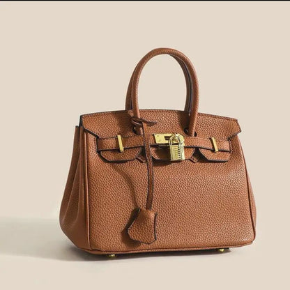 Luxurious Leather Handbag - Timeless Elegance And Functionality